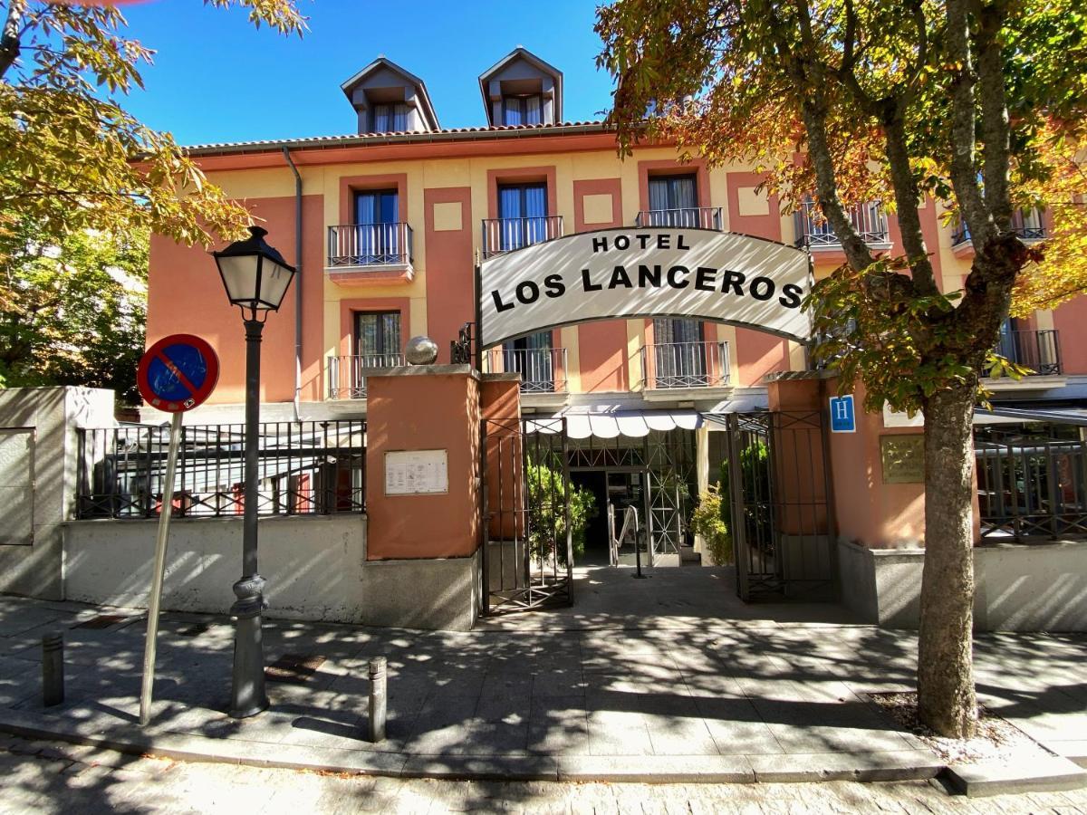 Hospedium Hotel Los Lanceros San Lorenzo de El Escorial Bagian luar foto